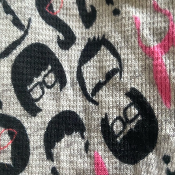 HOT TOPIC bobs burgers pajama shirt - Picture 2 of 3